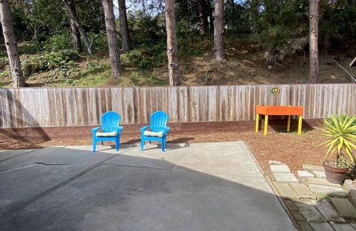 Capitola House | 10 minute walk to Capitola Village and ocean