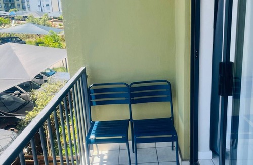 Boksburg House | 10 minutes drive from OR Tambo International Airport, situated at Greenpark!