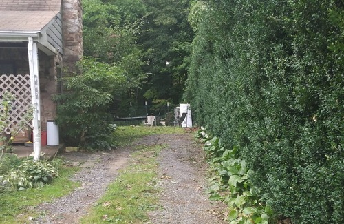 Pine Grove Mills House | 10 minutes from Beaver stadium