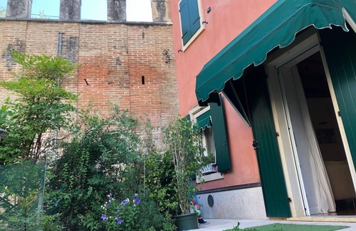 Nord-Est House | 10 minutes from Verona, lovely one-bedroom apartment nestled in the vineyards