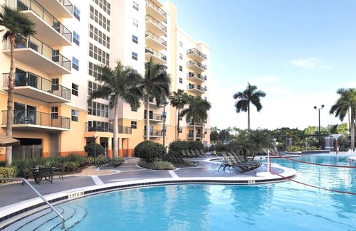Survey Creek Condo | 10 Minutes to beach, Fort Lauderdale