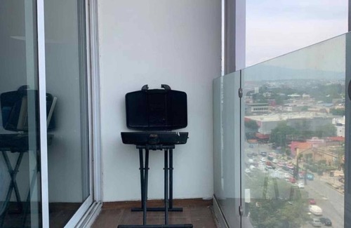 San Miguel Chapultepec Apartment | 10 minutes walking distance to Chapultepec! 2 floor apartment with balcony