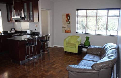 Port Elizabeth Central Hotel | 10 on Cape