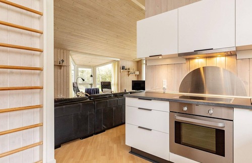 Grønhøj House | 10 person holiday home in Løkken-By Traum