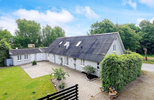 Roslev House | 10 person holiday home in Roslev