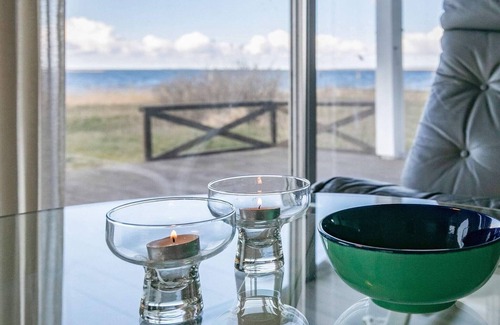 Hvalpsund House | 10 person holiday home in Farsø-By Traum