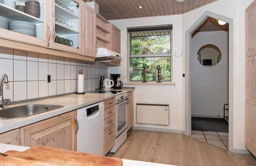 Henne House | 10 person holiday home in Henne