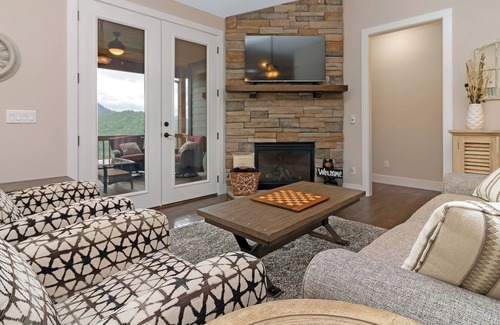 Bear Lake Reserve House | 10 Sparkleberry Court At Bear Lake Reserve