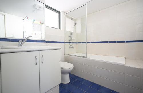 West Perth Apartment | 10 Tranquil Charm West Perth 2br Parking