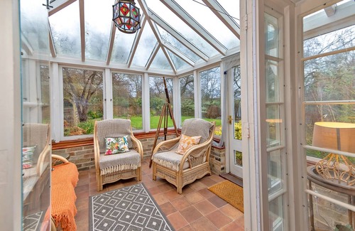 Kimbolton Cottage | 100 m² Cottage ∙ 2 bedrooms ∙ 4 guests