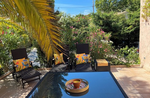 Aspremont Villa | 100% private. Villa Palmeraiepap Nice® Swimming pool, 3 terrace, Jacuzzi.
