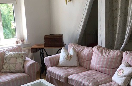 Quedlinburg Apartment | 100 sqm apartment in historic villa Am HeiligenBrunnen