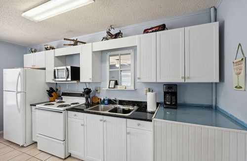 Laguna Beach Cottage | 100 Yard from the beach
