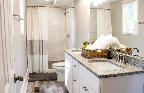 West End House | 100 Year Old Historic Gem near Stadium & Marta - 1 Bed Unit