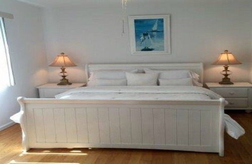 Montauk Cottage | 1000 Feet From Our Door Step To The Atlantic Ocean
