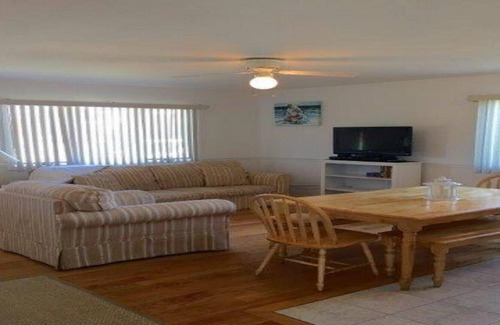 Montauk Cottage | 1000 Feet From Our Door Step To The Atlantic Ocean