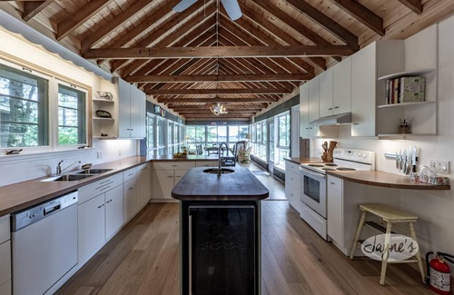 Muskoka Lakes Cottage | 1000' of Private Frontage on Lake Muskoka! All Day Sun! Waterslide!