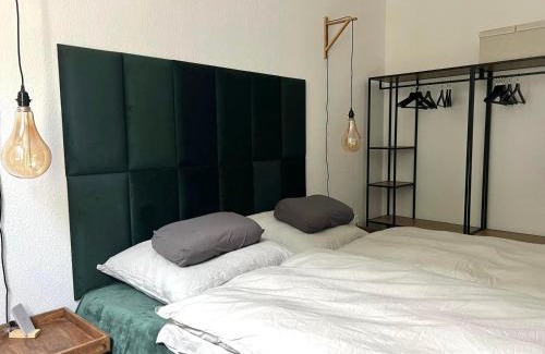 Velbert Apartment | 100m E-Ladestation - max 4 pers - Düsseldorf - Ruhrgebiet - Pilgerstätte