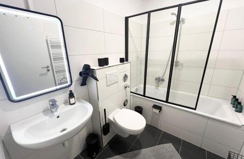 Velbert Apartment | 100m E-Ladestation - max 4 pers - Düsseldorf - Ruhrgebiet - Pilgerstätte