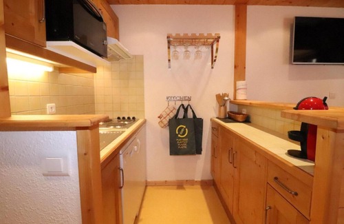 Tignes Apartment | 100m from ski slopes, 5th floor, balcony, tv, ski locker, 55m², Tignes