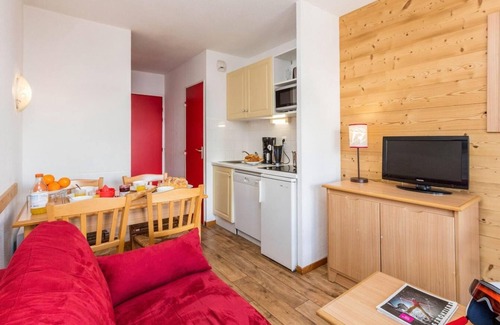 Valmeinier Apartment | 100m from ski slopes, tv, ski locker, 30-36m², Valmeinier