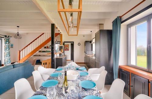 Penmarch Ski Chalet | 100m from the beach - house for 10 persons