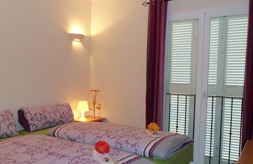 Cala Bona Apartment | 100m to the sea, pool, 2 bedrooms, 2 bathrooms, great views, 19sqm terrace, air conditioning, WLAN