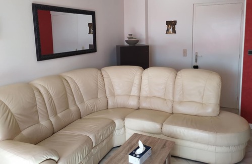 Les Albres Apartment | 100m2 BALCONY TERRACE GARDEN BARBECUE( MOTOR HOME GARAGE 80m2)