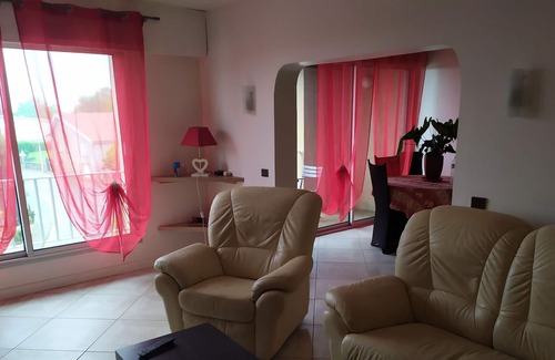 Les Albres Apartment | 100m2 BALCONY TERRACE GARDEN BARBECUE( MOTOR HOME GARAGE 80m2)