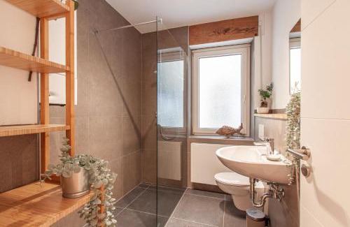 Wuerzburg Apartment | 100m2 City Apartment mit Terrasse nahe Residenz und Altstadt