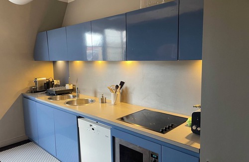 Madeleine Apartment | 100m2 designer apartment, sunny and quiet in the heart of Paris.