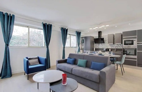 16th Arrondissement Apartment | 100sqm 3 bedroom located in Trocadero