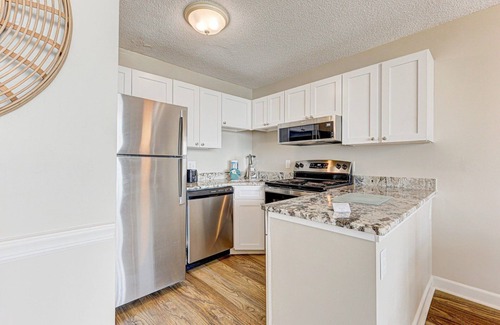 Wilmington Beach Condo | 1010 Relax, Unwind, Enjoy by Atlantic Towers
