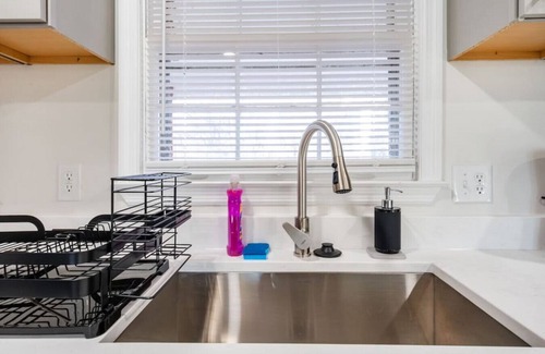 Madison House | 103 Forrest · Madison's Chic 4BR Home w/BBQ