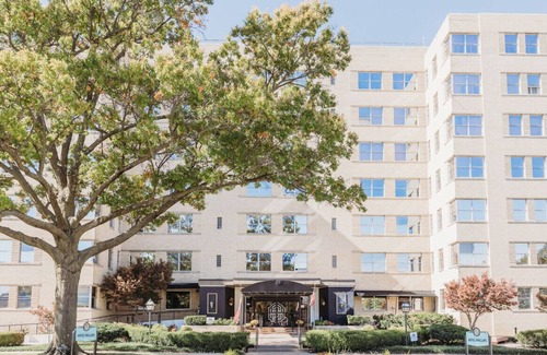 Bartlesville Apartment | 103 · Honeybee #103 - Hotel Phillips