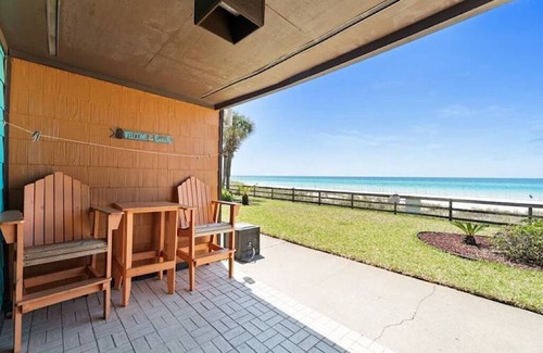 Panama City Beach Condo | 104 polynesian GROUND FLOOR WALK 2 PIER PARK