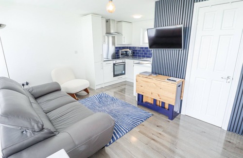 Chapel Saint Leonards Cottage | 104 THE LAURELS, country holiday cottage in Chapel St Leonards