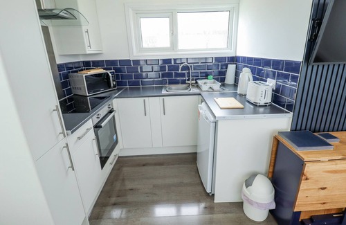 Chapel Saint Leonards Cottage | 104 THE LAURELS, country holiday cottage in Chapel St Leonards