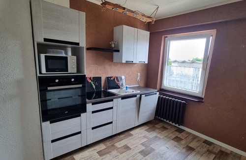 Neubukow Apartment | 105qm Ferienwohnung mit Ostseenähe, Ruhig Gelegen, bis 6 Personen