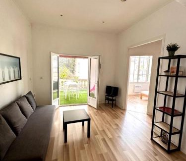 Cros-de-Cagnes Apartment | 106 Cagnes - T3 avec terrasse dans une ancienne villa