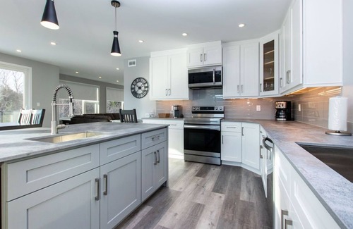 The Blue Mountains Ski Chalet | 107 Birchview Trail