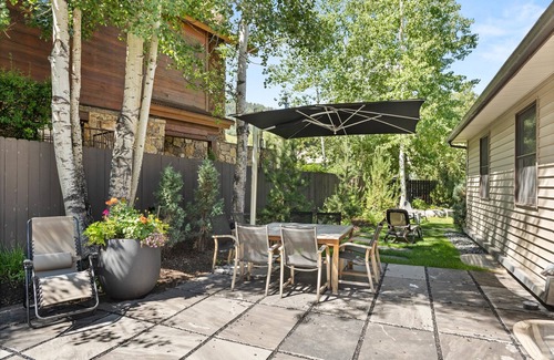 Aspen House | 107 Park Avenue | Private Home in Aspen with Hot Tub, Pool Table, Yard, Designer Furnishings