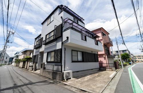 Katsushika Apartment | 107, TakasagoA, Entire house for rent