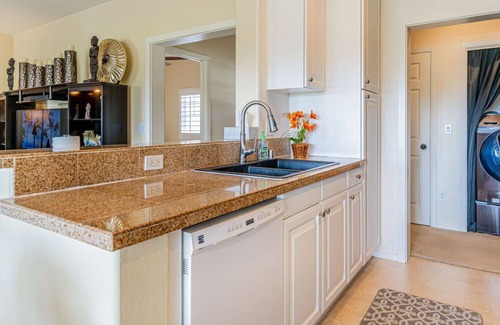 Ko Olina Condo | (10864) 3 Bed, 2 Bath Home in on the 11th Fairway of the Ko Olina Golf Course