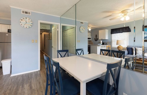 North Forest Beach Villa | 109 Breakers: Beachside Villa with Free Bikes & Beach Chairs