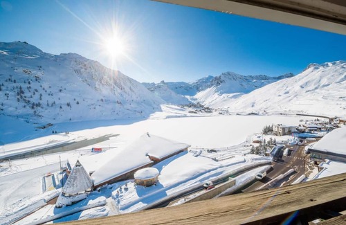 Tignes le Lac Apartment | 10m from ski slopes, 11st floor, tv, ski locker, 80m², Tignes