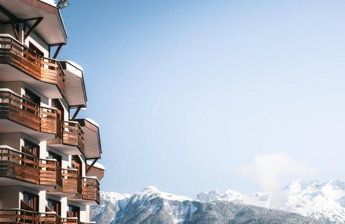 La Perriere Apartment | 10m from ski slopes, 7th floor, balcony, ski locker, 31m², La Tania