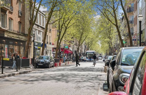 Silly-Gallieni Apartment | 10min from Paris | Close to Shops/8min from Metro