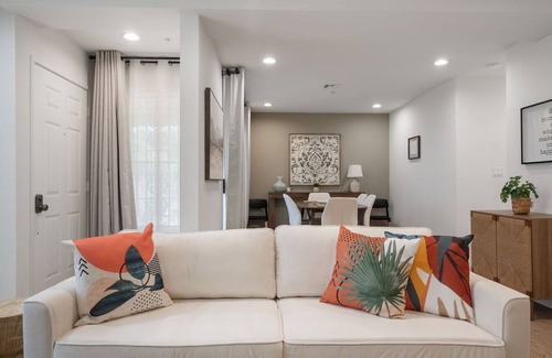 Monterey Park House | 10mins DTLA+Top Golf+Foodie Haven+WD+P