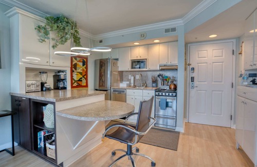 Fort Myers Beach Condo | 10th Floor Natures Lovers Paradise Lovers Key 1002